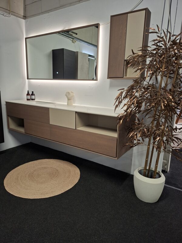 Sorrento Exclusive 2200