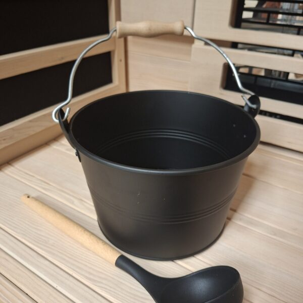 Sauna set emmer en lepel zwart