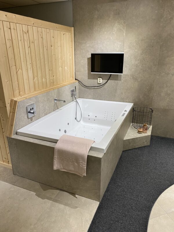 B&J Milano 4