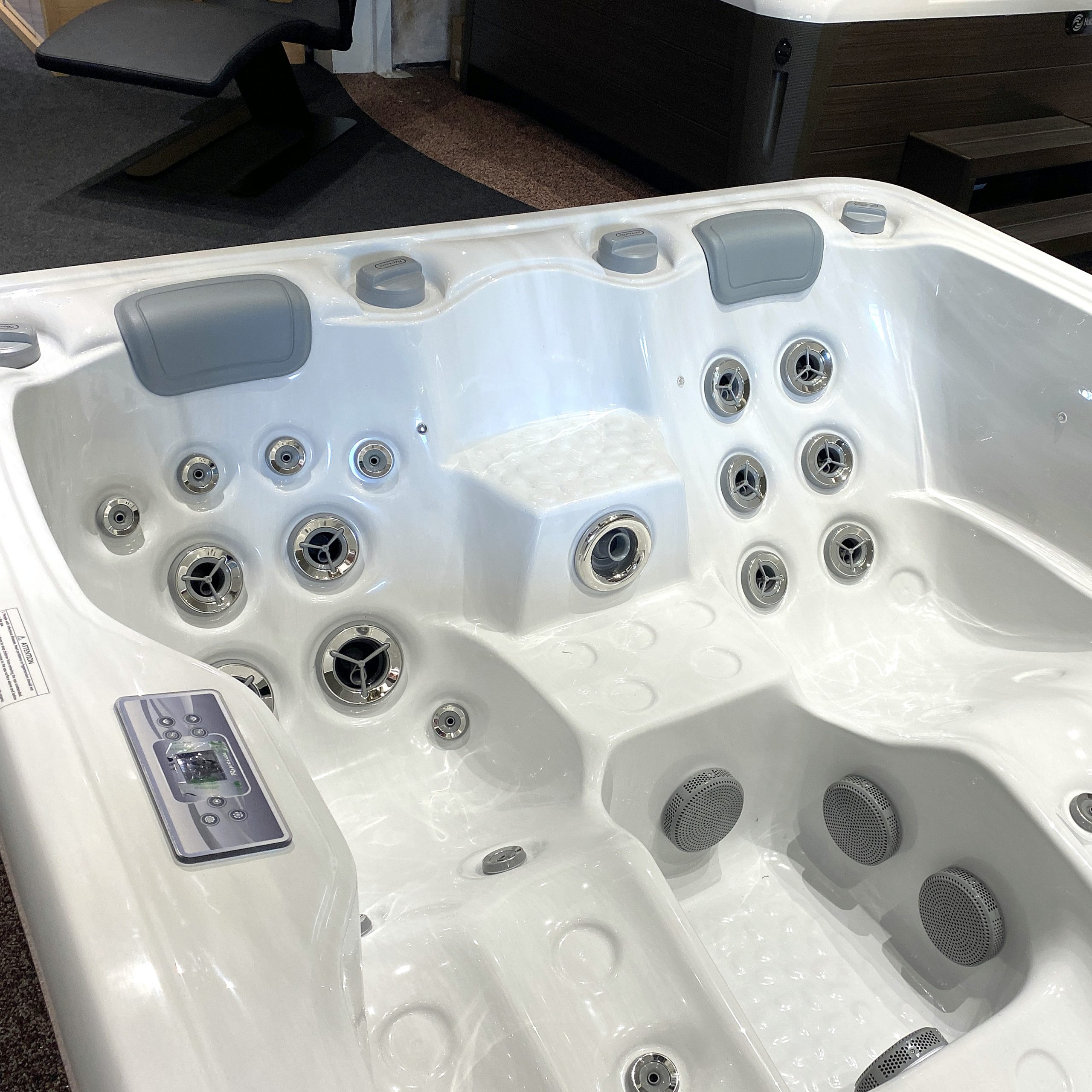 Jacuzzi filter schoonmaken