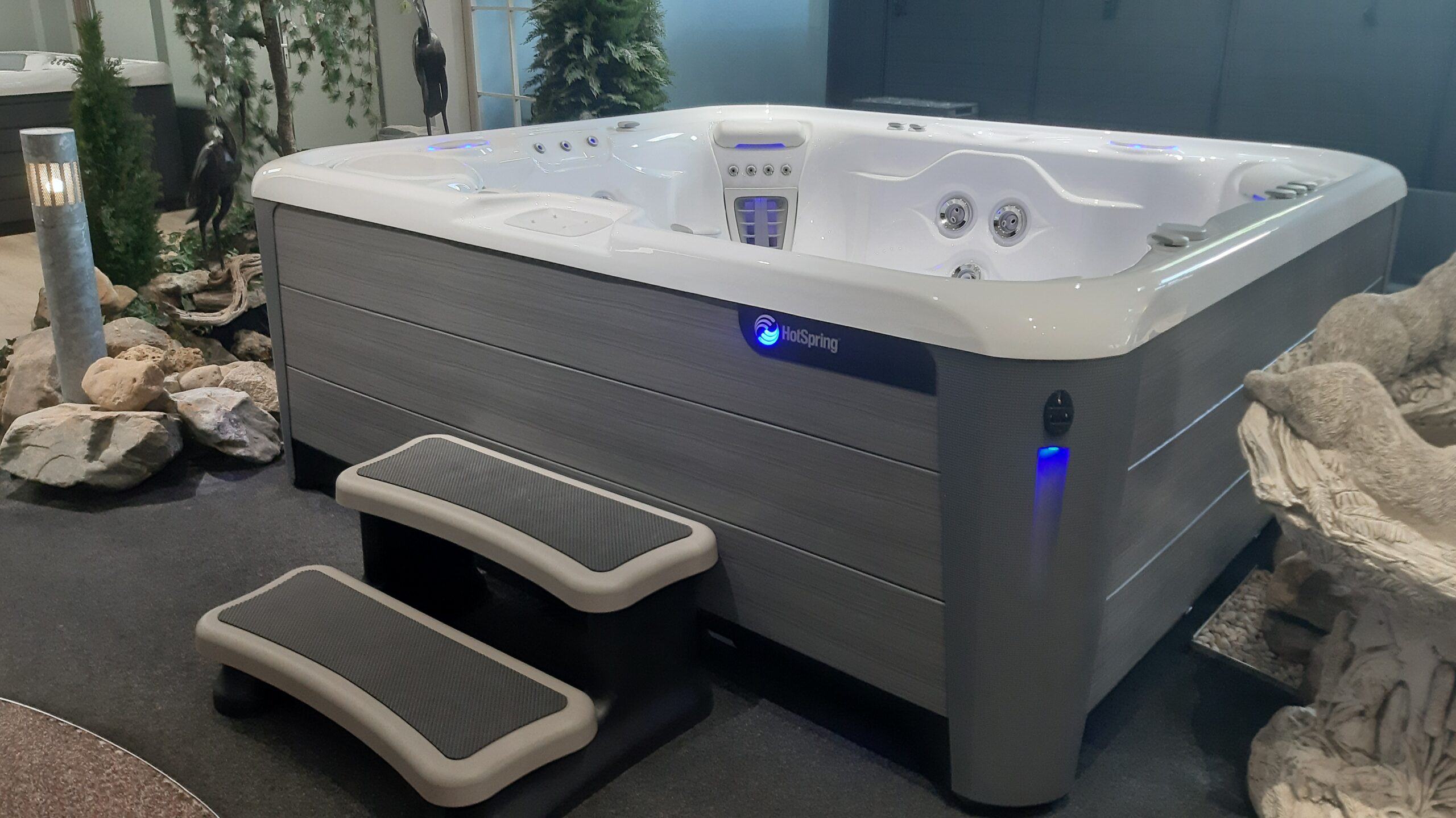 Jacuzzi mat