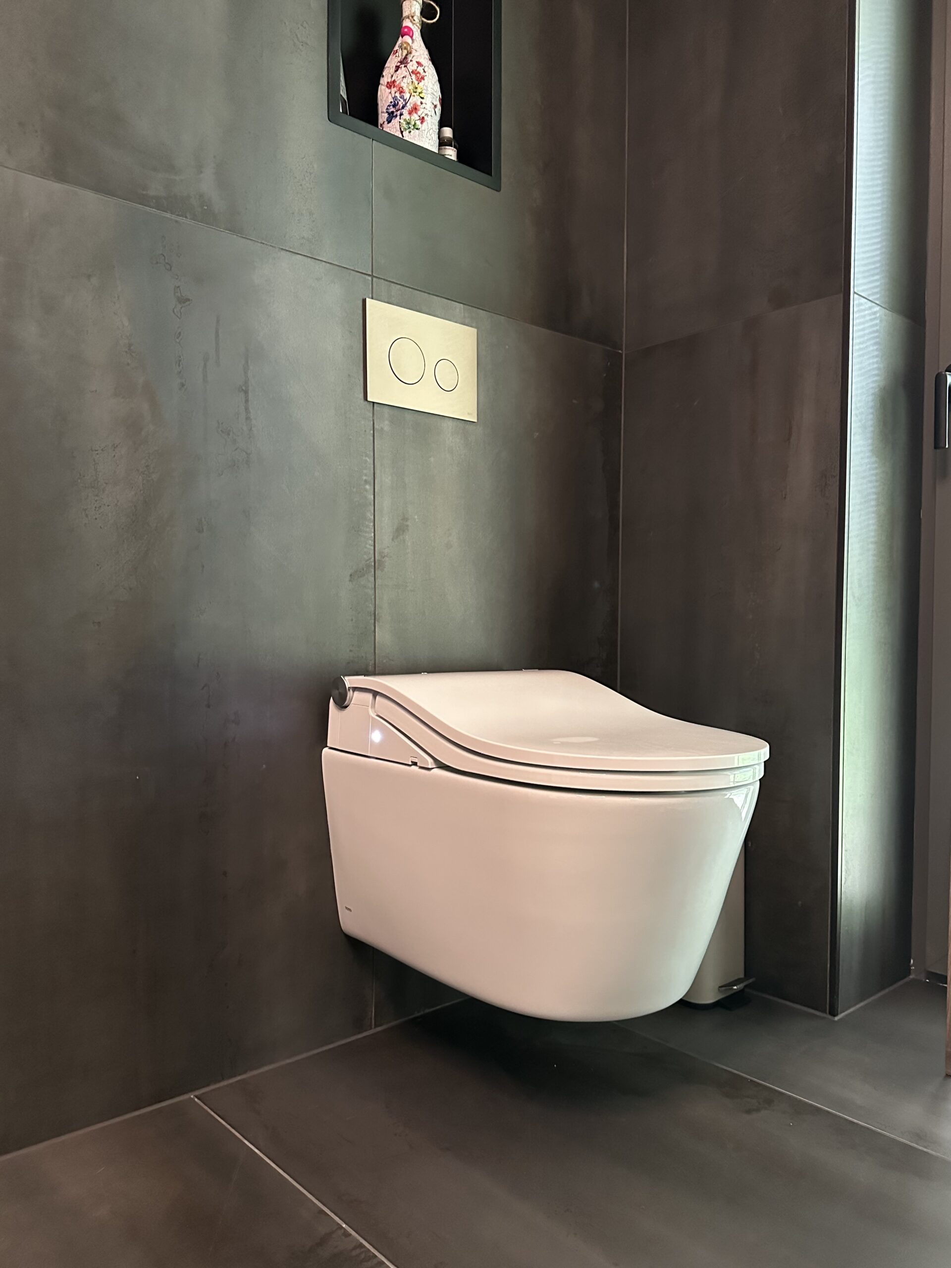 Hangend of staand toilet